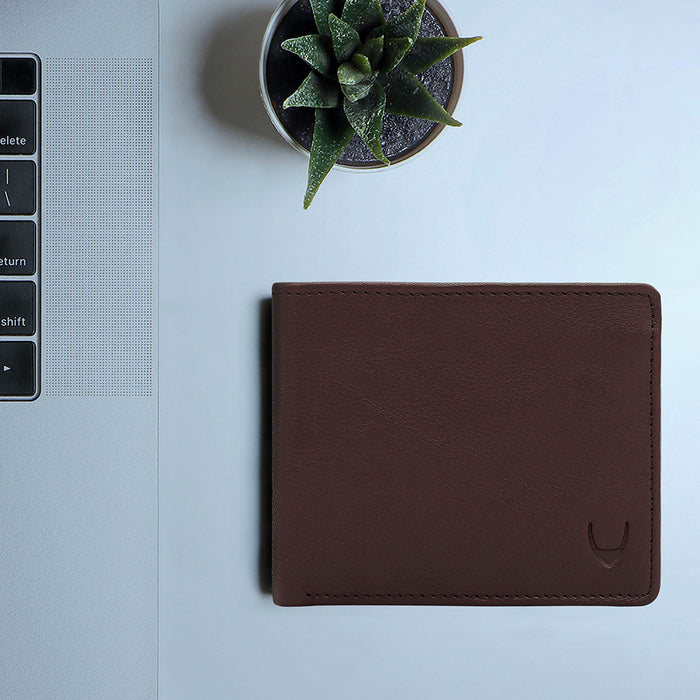 490 Brown Leather Bi-Fold Wallet