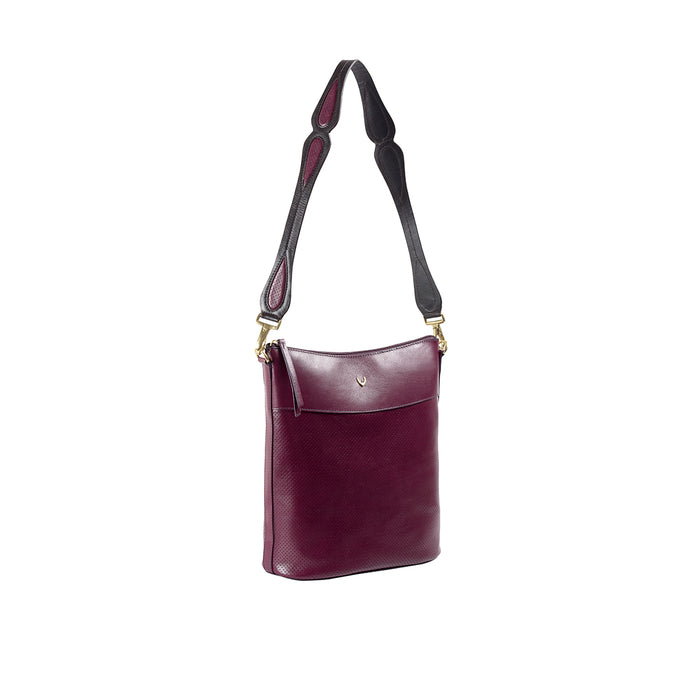 Dancing 01 Purple Leather Tote Bag