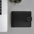 Ee 277-038  Black Leather Bi-Fold Wallet