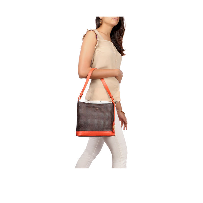 Ee Aries 01 Brown Leather Shoulder Bag