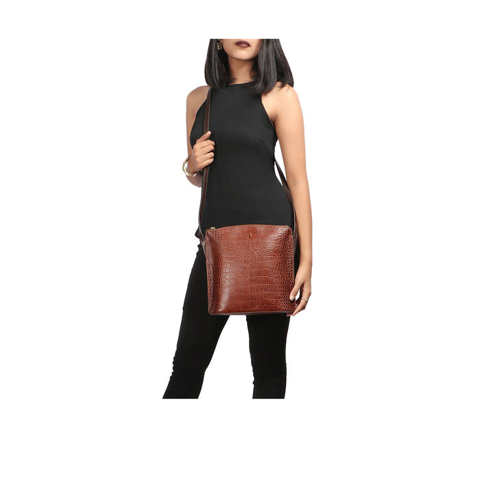 Ee Scorpio 03 Tan Leather Crossbody