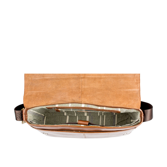 Helvellyn 01 Tan Leather  Messenger Bag