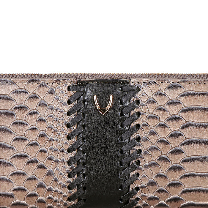 Vampire W1  Grey Leather Zip Around Wallet